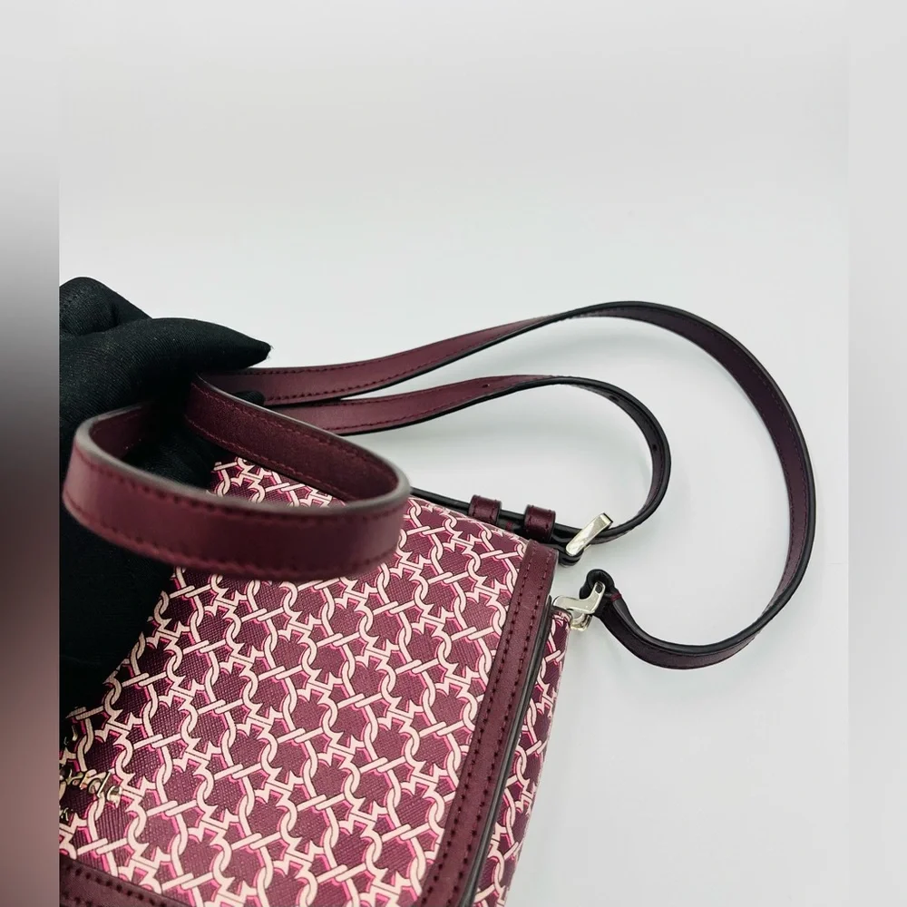 Kate Spade NY SPADE LINK SHOULDER BAG EUC